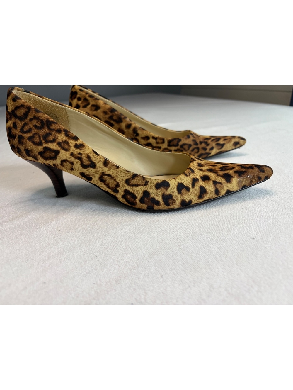 Ann Taylor Leopard Print Kitten Heel Pumps